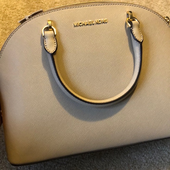 Michael Kors Emmy satchel in bisque - Picture 6 of 9